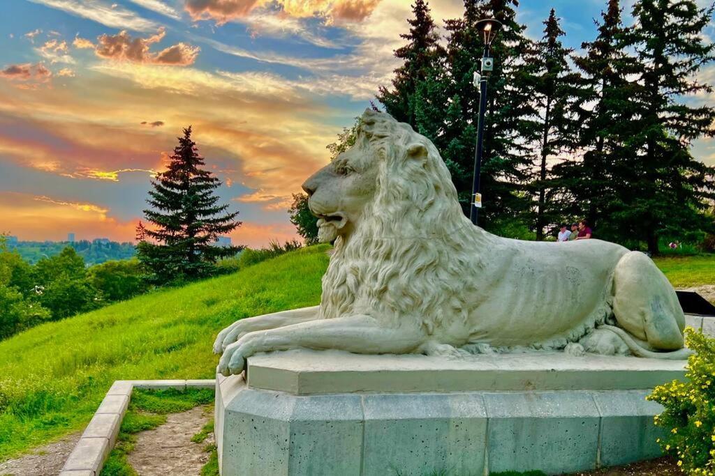 فيلا Crescent Heights Majesty YYC المظهر الخارجي الصورة
