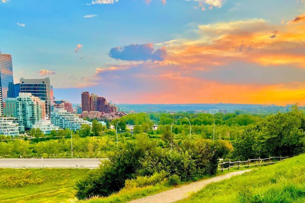 فيلا Crescent Heights Majesty YYC المظهر الخارجي الصورة