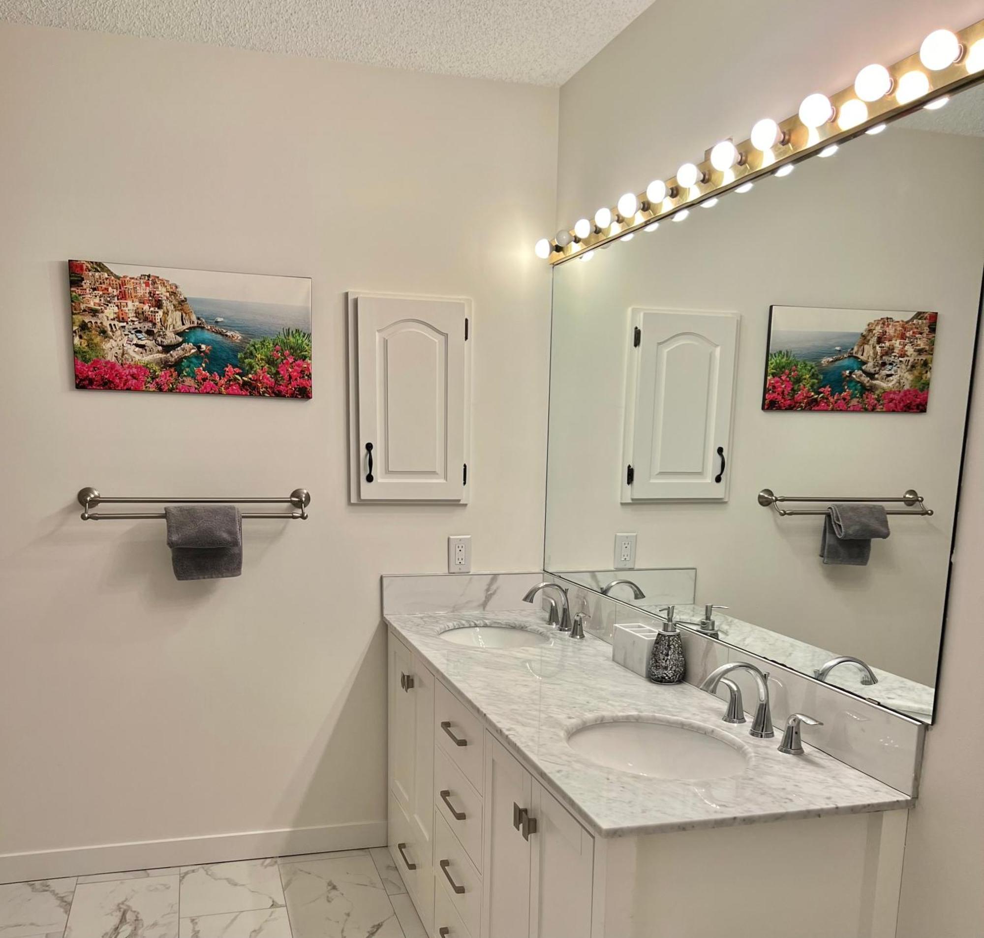 فيلا Crescent Heights Majesty YYC المظهر الخارجي الصورة