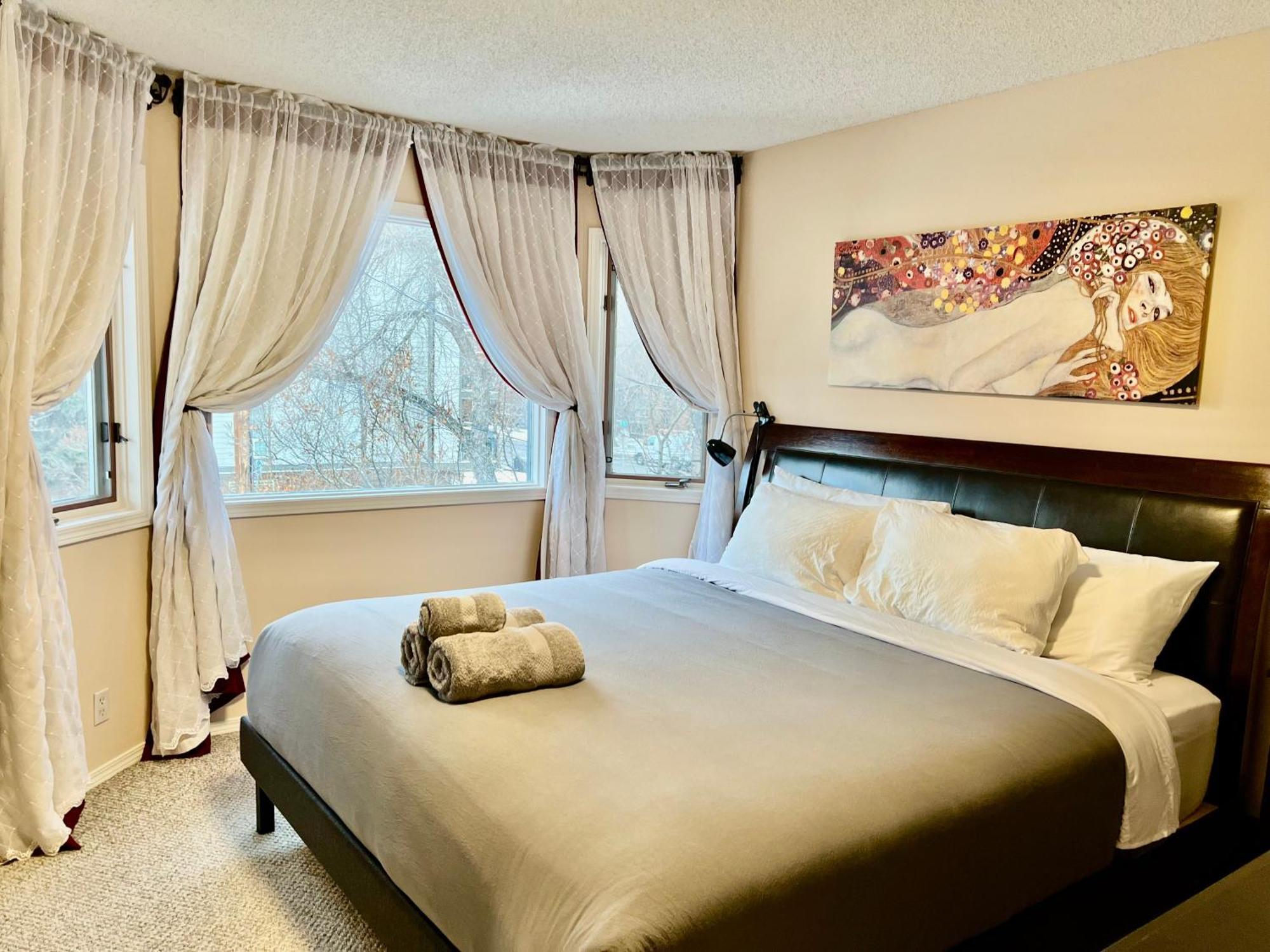 فيلا Crescent Heights Majesty YYC المظهر الخارجي الصورة